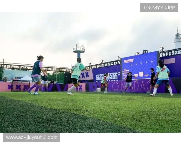 排位足球版全新赛季震撼登场巅峰对决引爆热血绿茵竞技热潮